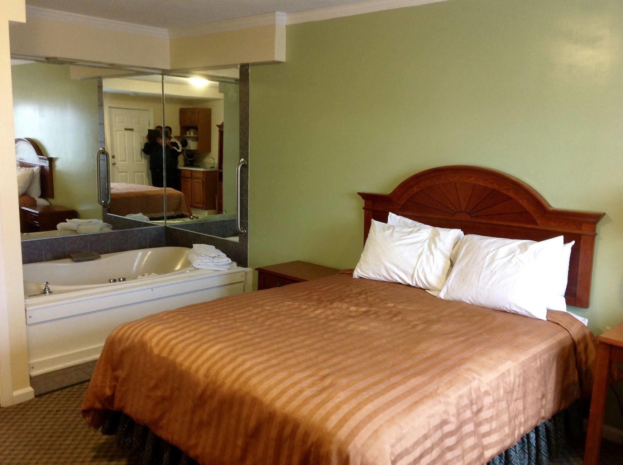 Relax Inn Webster Luaran gambar